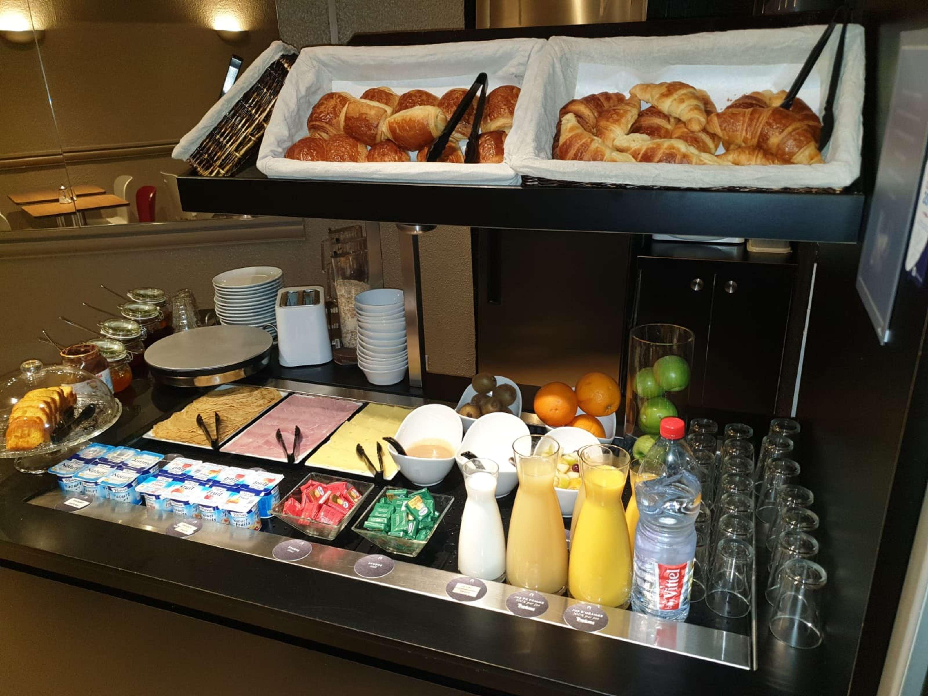 Hotel Campanile Paris Ouest - Boulogne Zewnętrze zdjęcie