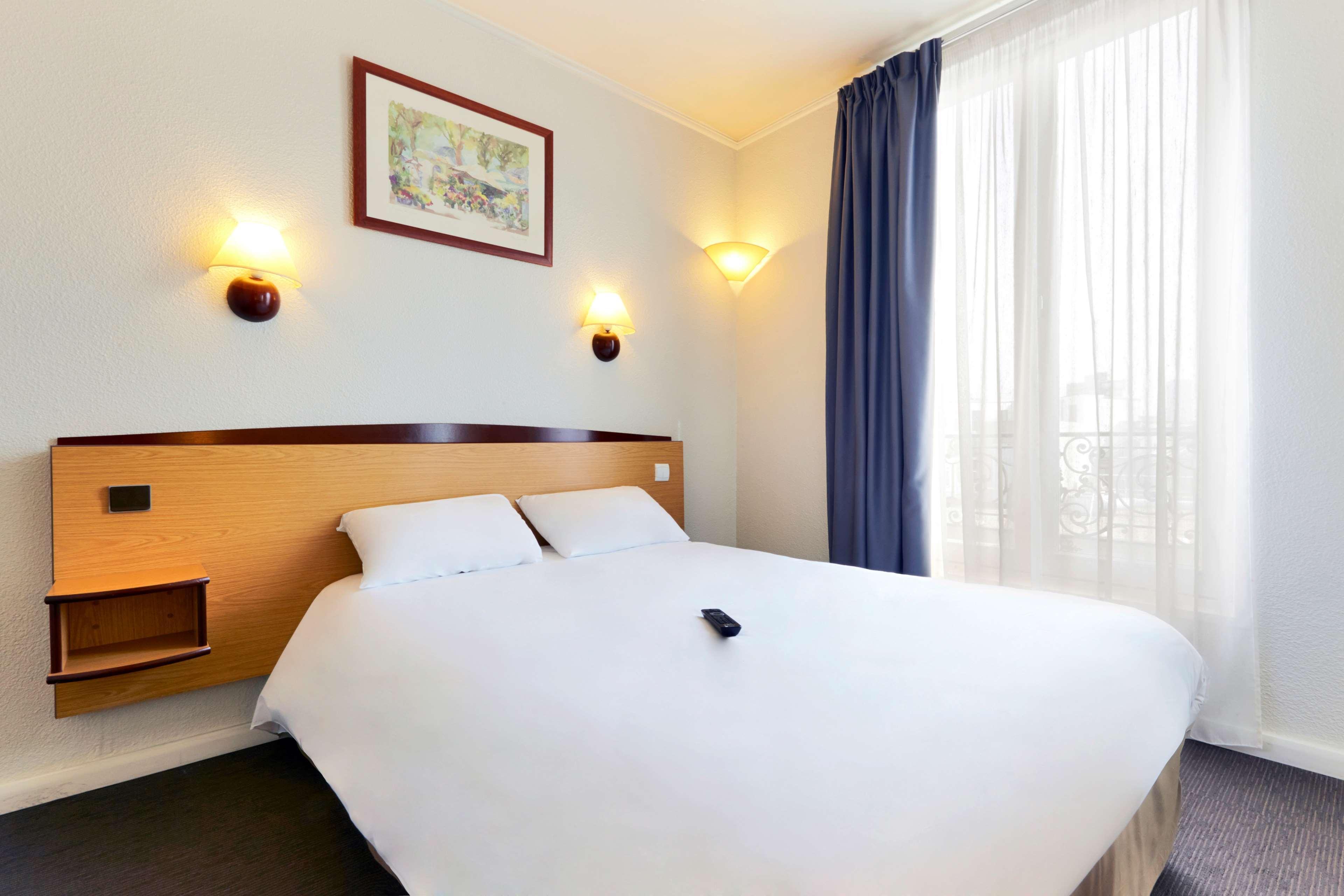 Hotel Campanile Paris Ouest - Boulogne Zewnętrze zdjęcie