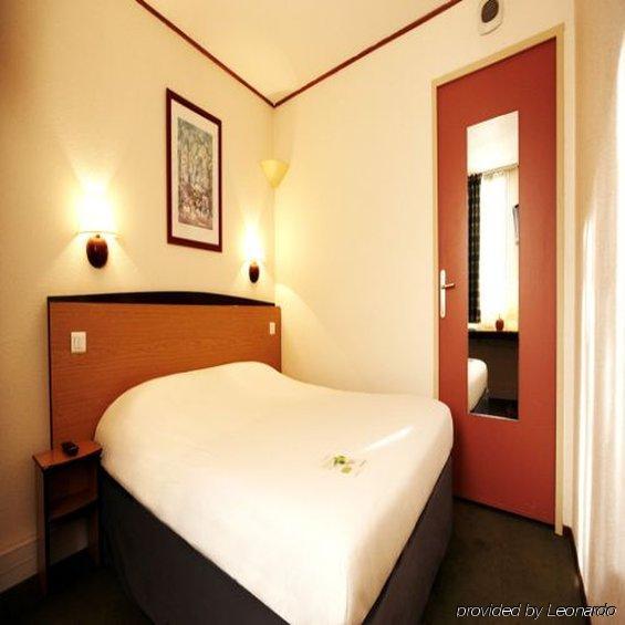 Hotel Campanile Paris Ouest - Boulogne Pokój zdjęcie